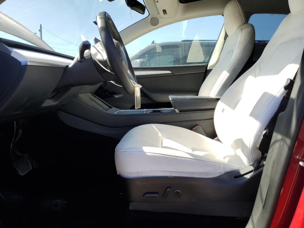 Tesla Model Y Image 6